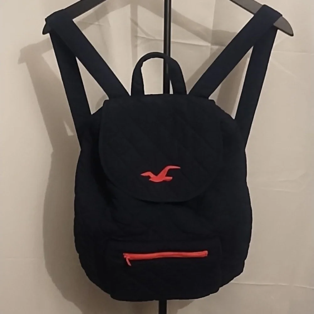 AE Backpack - Picture 2 of 6